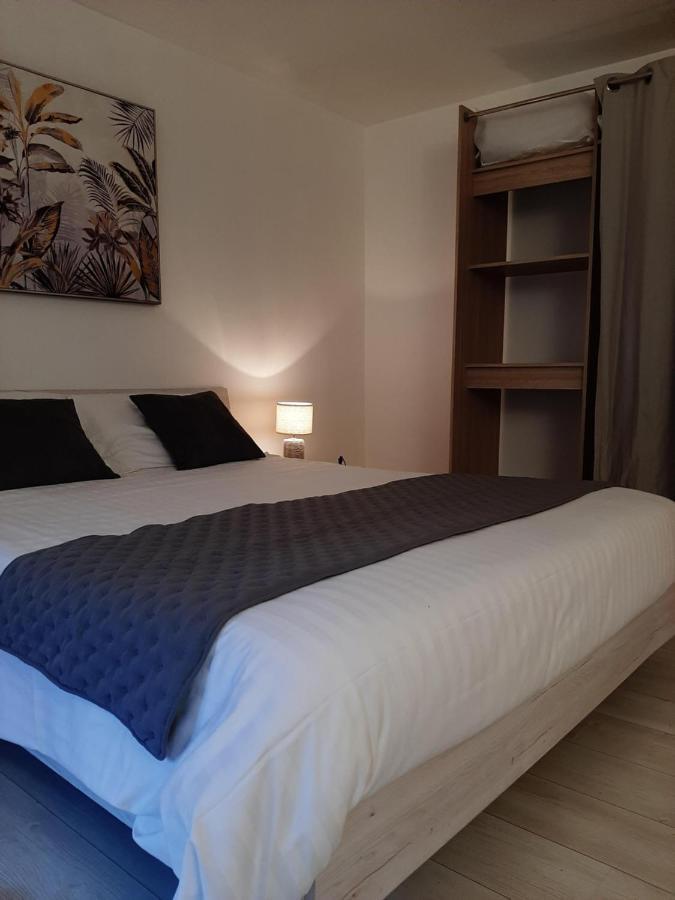 Maison De Campagne En Pierre Bleue-Wifi Et Parking Bousignies-sur-Roc 外观 照片